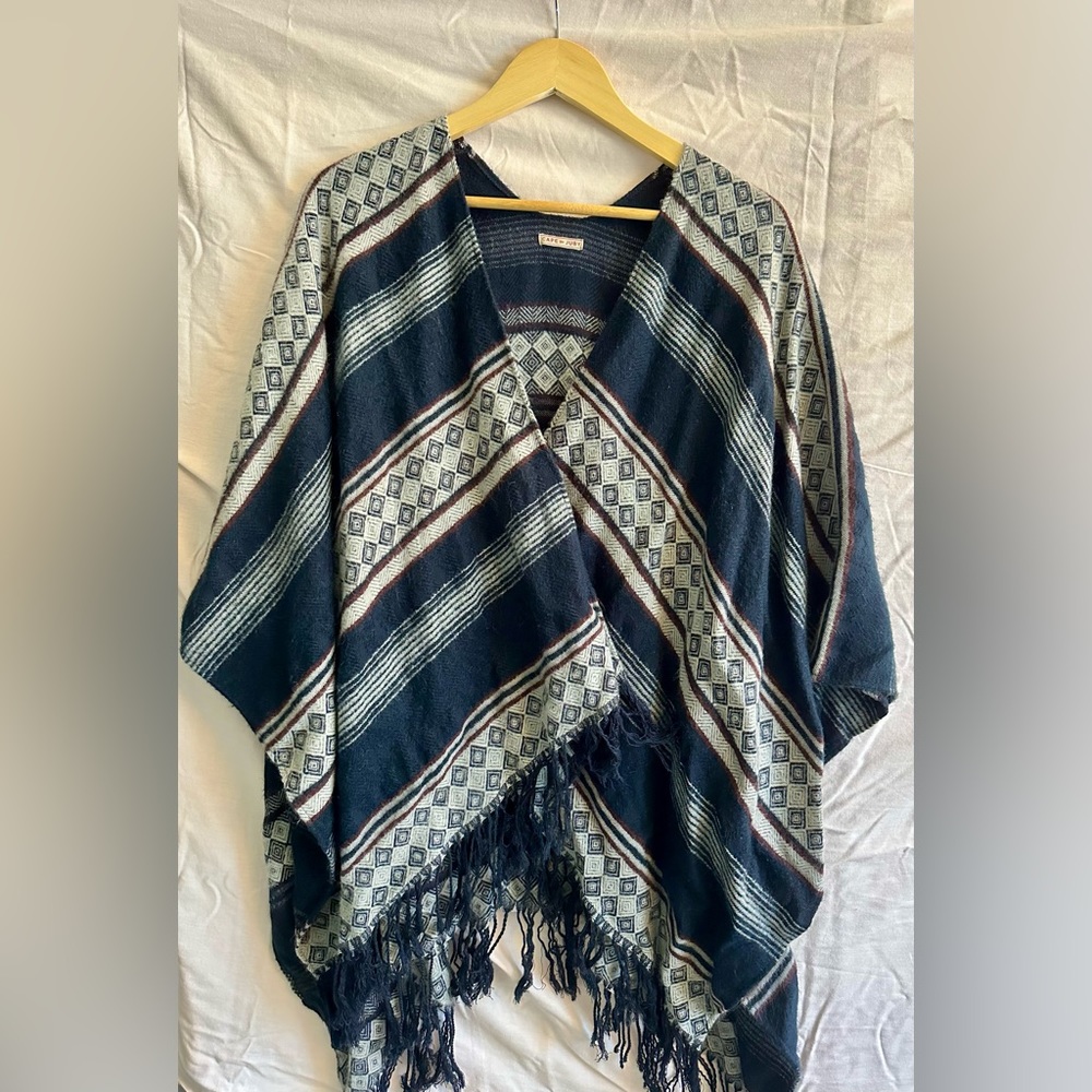 Blue Patterned Blue Cape Juby Pull Over Shaw Women’s One Size